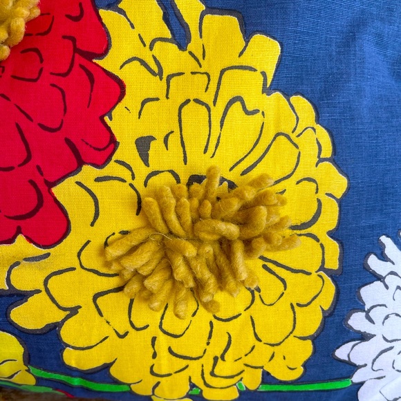 FLORAL POLKADOT DECORATIVE PILLOW Cute Kitchy Boho Cottage 17”x17” NEW w/TAG!!! - Picture 9 of 10